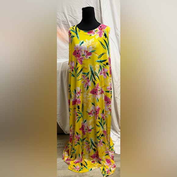 Susan Graver Yellow Floral Dress - Picture 2 of 7